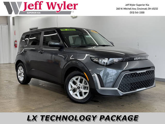 2023 Kia Soul LX FWD photo