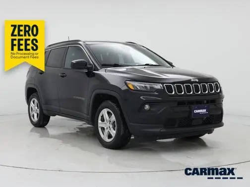 2023 Jeep Compass Latitude 4WD photo
