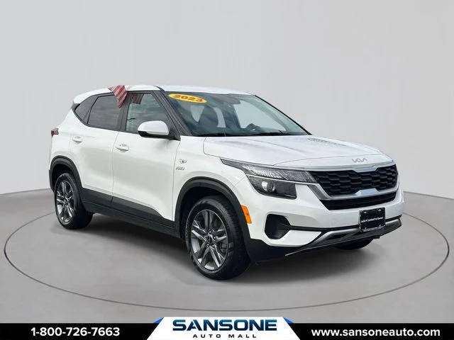2023 Kia Seltos LX AWD photo