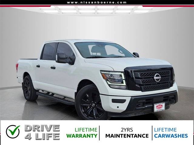 2023 Nissan Titan SV RWD photo