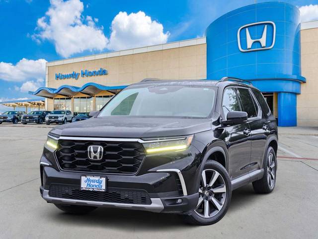 2023 Honda Pilot Touring AWD photo