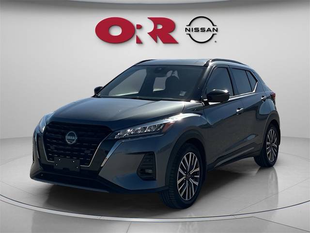 2023 Nissan Kicks SR FWD photo