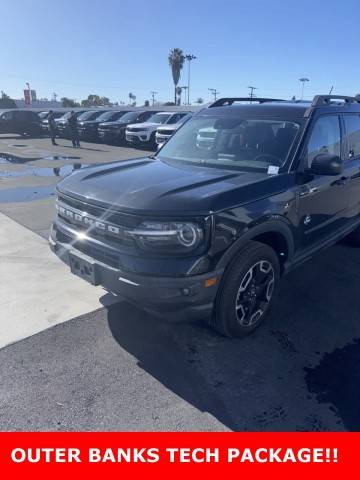 2023 Ford Bronco Sport Outer Banks 4WD photo