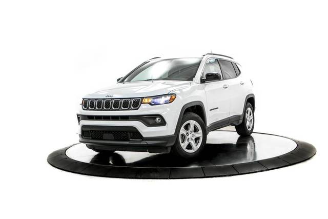 2023 Jeep Compass Latitude 4WD photo