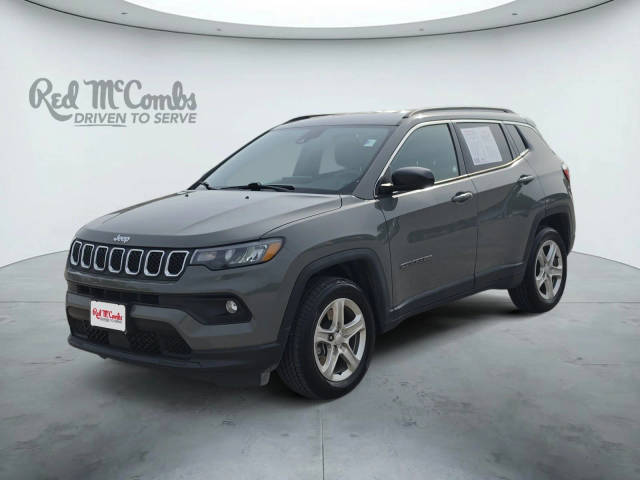 2023 Jeep Compass Latitude 4WD photo