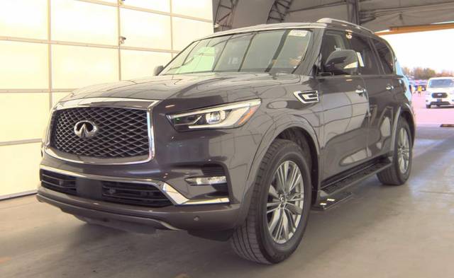 2022 Infiniti QX80 LUXE 4WD photo