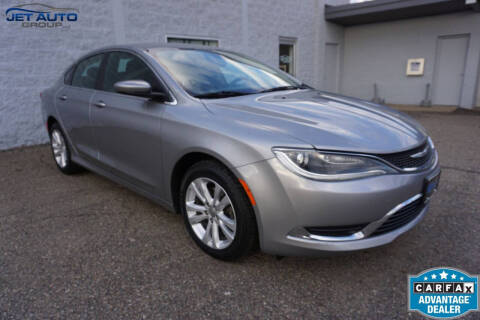 2015 Chrysler 200 Limited FWD photo