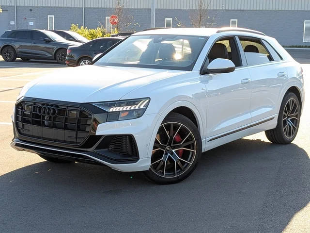 2023 Audi Q8 Prestige AWD photo