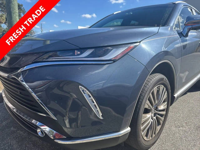 2023 Toyota Venza XLE AWD photo