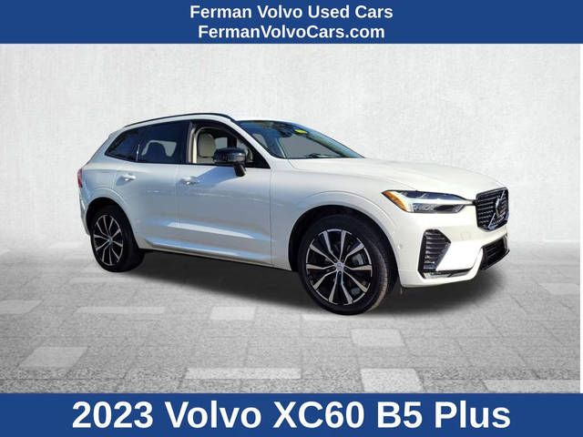 2023 Volvo XC60 Plus Dark Theme AWD photo
