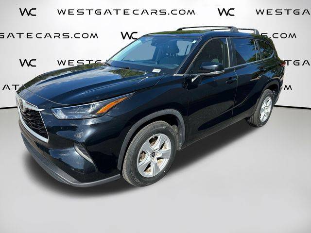 2023 Toyota Highlander L FWD photo