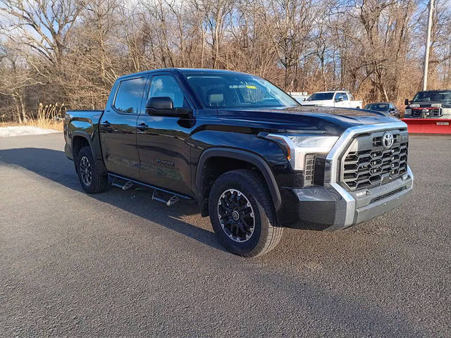 2023 Toyota Tundra SR5 4WD photo