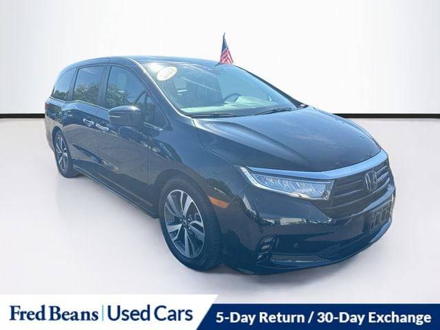 2023 Honda Odyssey Touring FWD photo