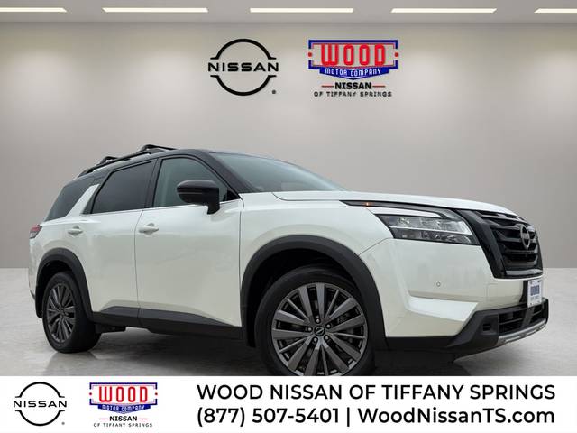 2023 Nissan Pathfinder SL 4WD photo