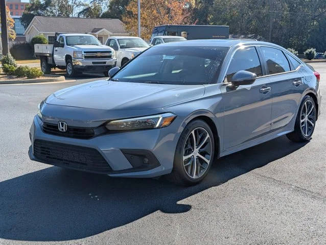 2023 Honda Civic Touring FWD photo