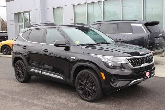 2023 Kia Seltos Nightfall AWD photo