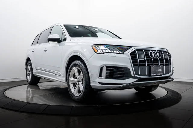 2023 Audi Q7 Premium AWD photo