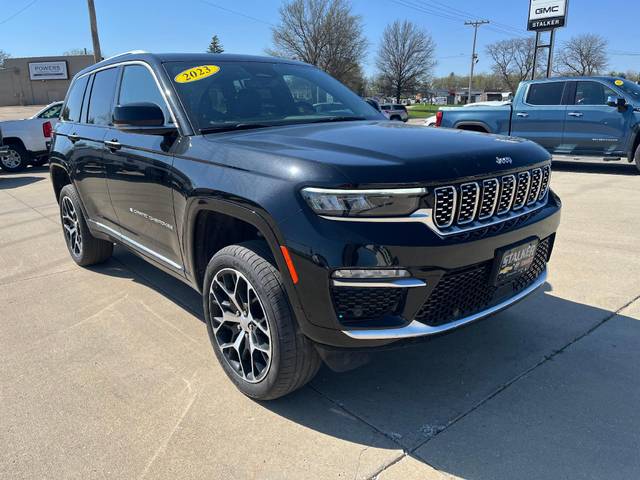 2023 Jeep Grand Cherokee Summit Reserve 4WD photo