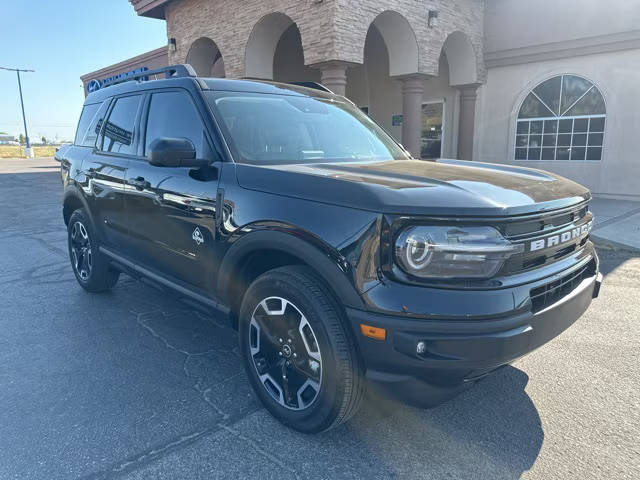 2023 Ford Bronco Sport Outer Banks 4WD photo