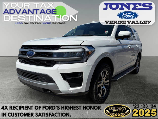 2023 Ford Expedition XLT 4WD photo