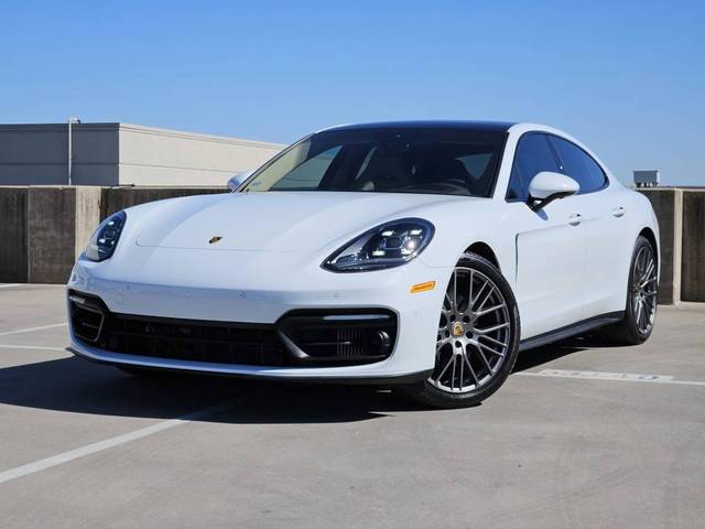2023 Porsche Panamera Platinum Edition RWD photo