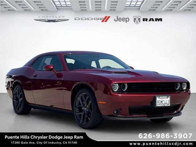 2023 Dodge Challenger SXT RWD photo