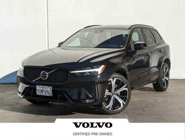 2023 Volvo XC60 Ultimate Dark Theme AWD photo