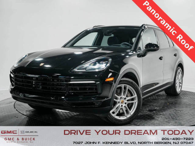 2023 Porsche Cayenne  AWD photo