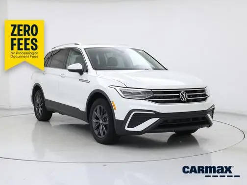 2023 Volkswagen Tiguan SE FWD photo