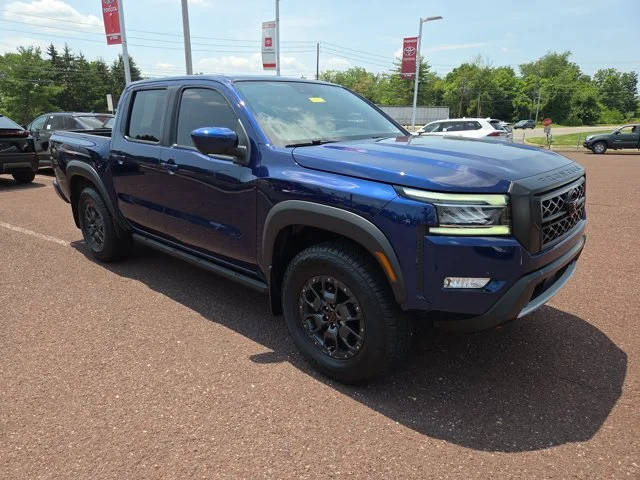 2023 Nissan Frontier PRO-4X 4WD photo
