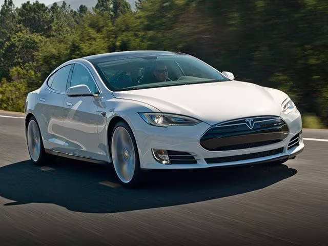 2015 Tesla Model S 70D AWD photo