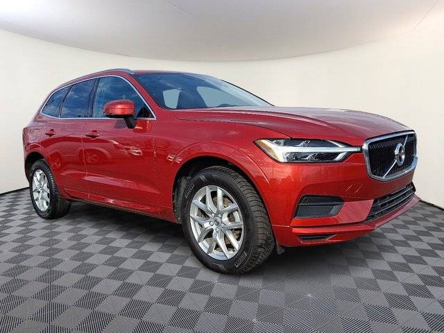 2020 Volvo XC60 Momentum AWD photo