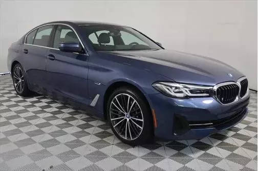 2023 BMW 5 Series 530e xDrive AWD photo