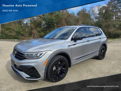2023 Volkswagen Tiguan SE R-Line Black FWD photo
