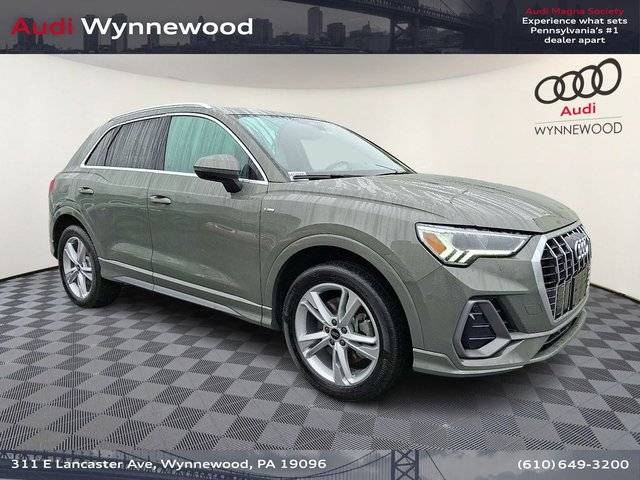 2023 Audi Q3 S line Premium AWD photo