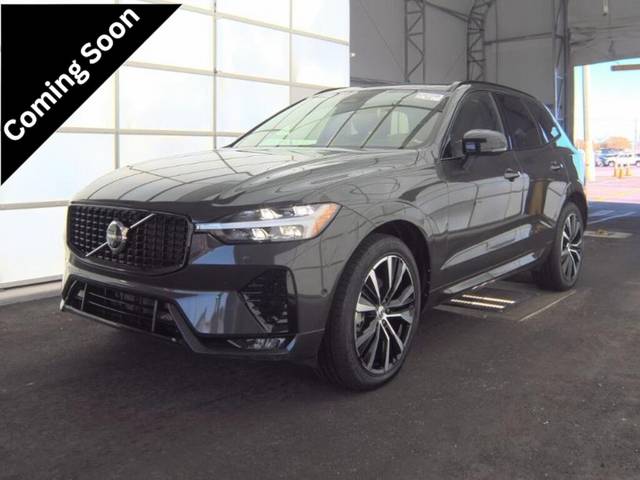 2023 Volvo XC60 Plus Dark Theme AWD photo