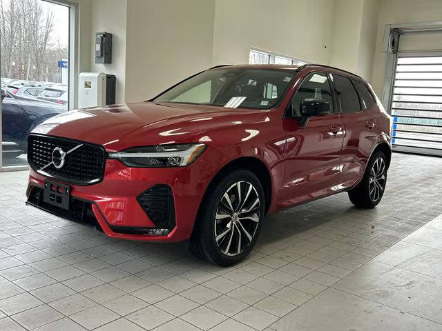 2023 Volvo XC60 Plus Dark Theme AWD photo