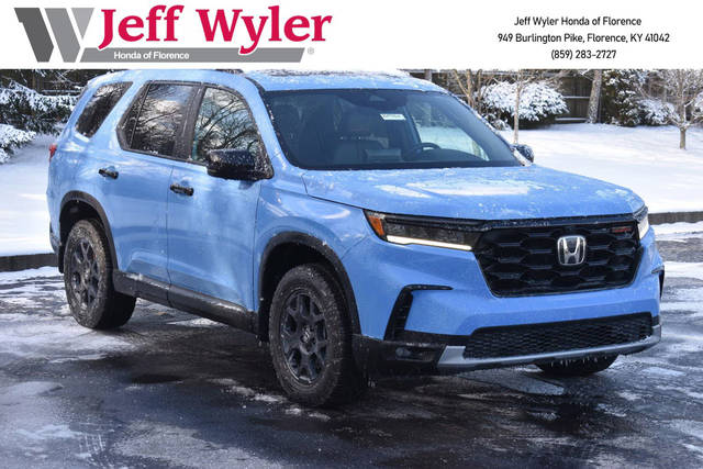 2023 Honda Pilot TrailSport AWD photo