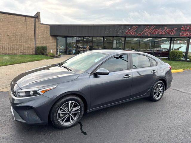 2023 Kia Forte LXS FWD photo