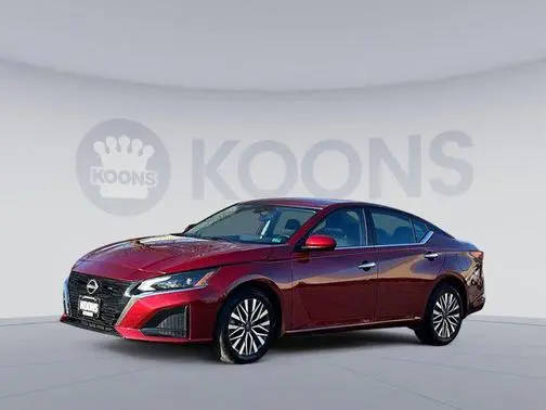 2023 Nissan Altima 2.5 SV AWD photo