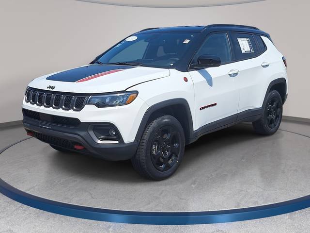 2023 Jeep Compass Trailhawk 4WD photo