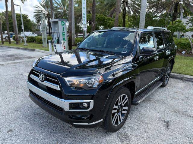 2023 Toyota 4Runner Limited 4WD photo
