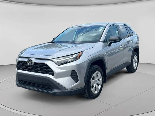 2023 Toyota RAV4 LE AWD photo