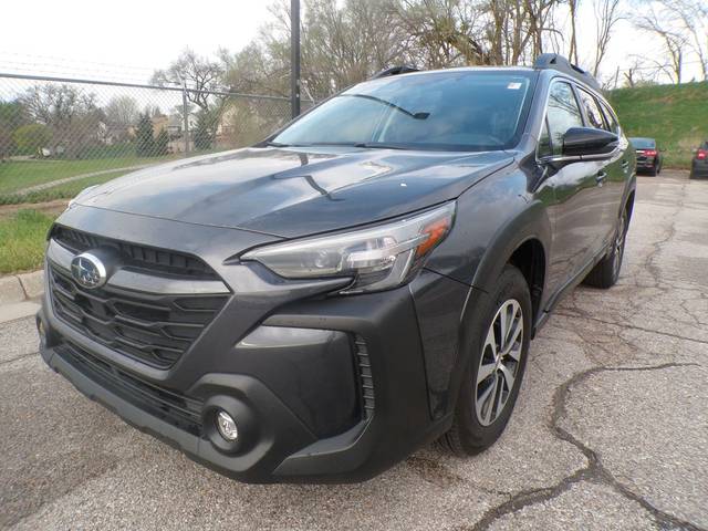 2023 Subaru Outback Premium AWD photo