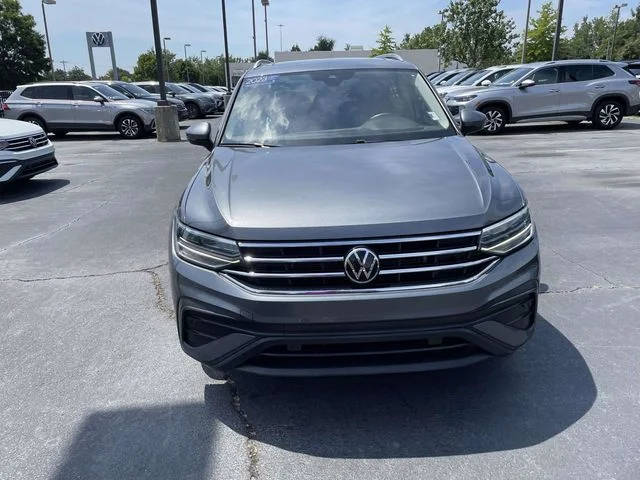 2023 Volkswagen Tiguan SE FWD photo