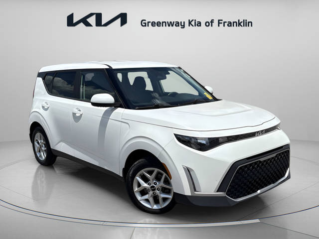 2023 Kia Soul LX FWD photo
