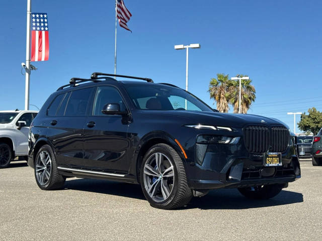 2023 BMW X7 xDrive40i AWD photo