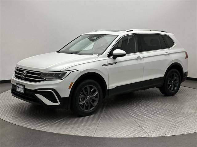 2023 Volkswagen Tiguan SE AWD photo