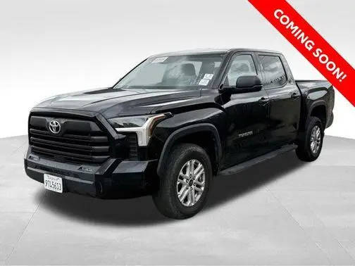 2023 Toyota Tundra SR5 4WD photo