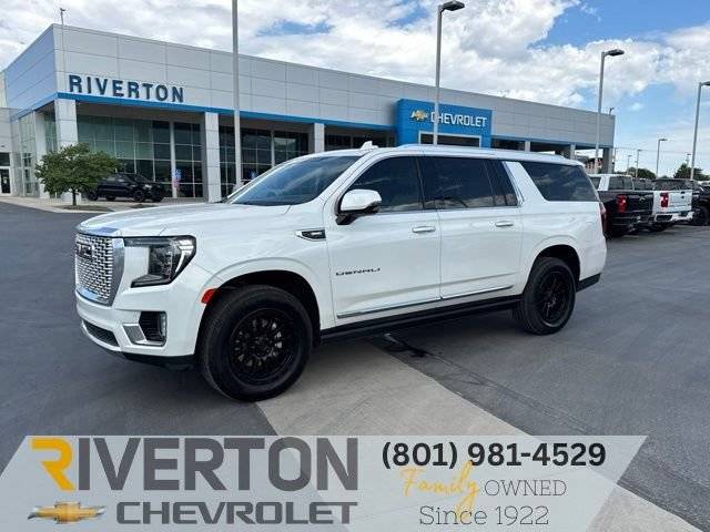 2023 GMC Yukon XL Denali 4WD photo